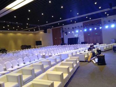 哈爾濱展會服務全解析 桌椅沙發與禮儀服務的完美融合